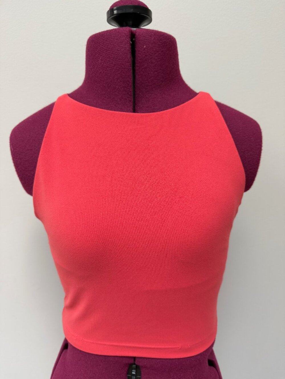 Athleta Red and Maroon Cropped Support Top - Size XS